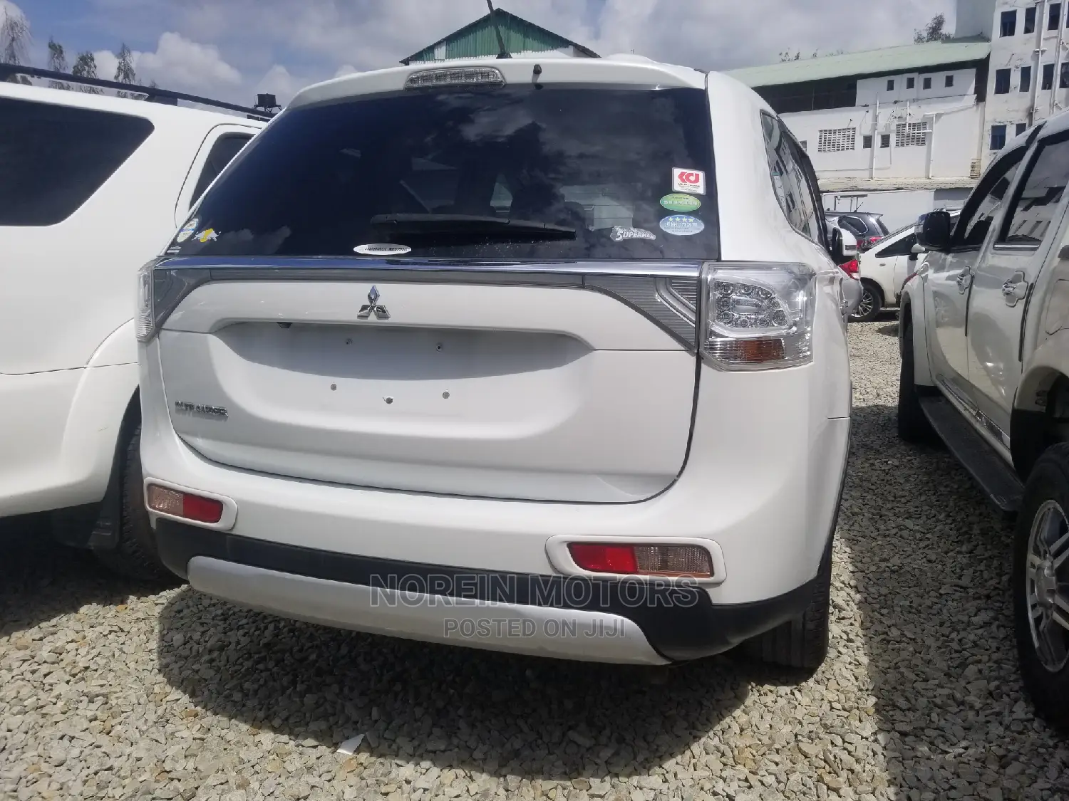 Mitsubishi Outlander 2014 Pearl