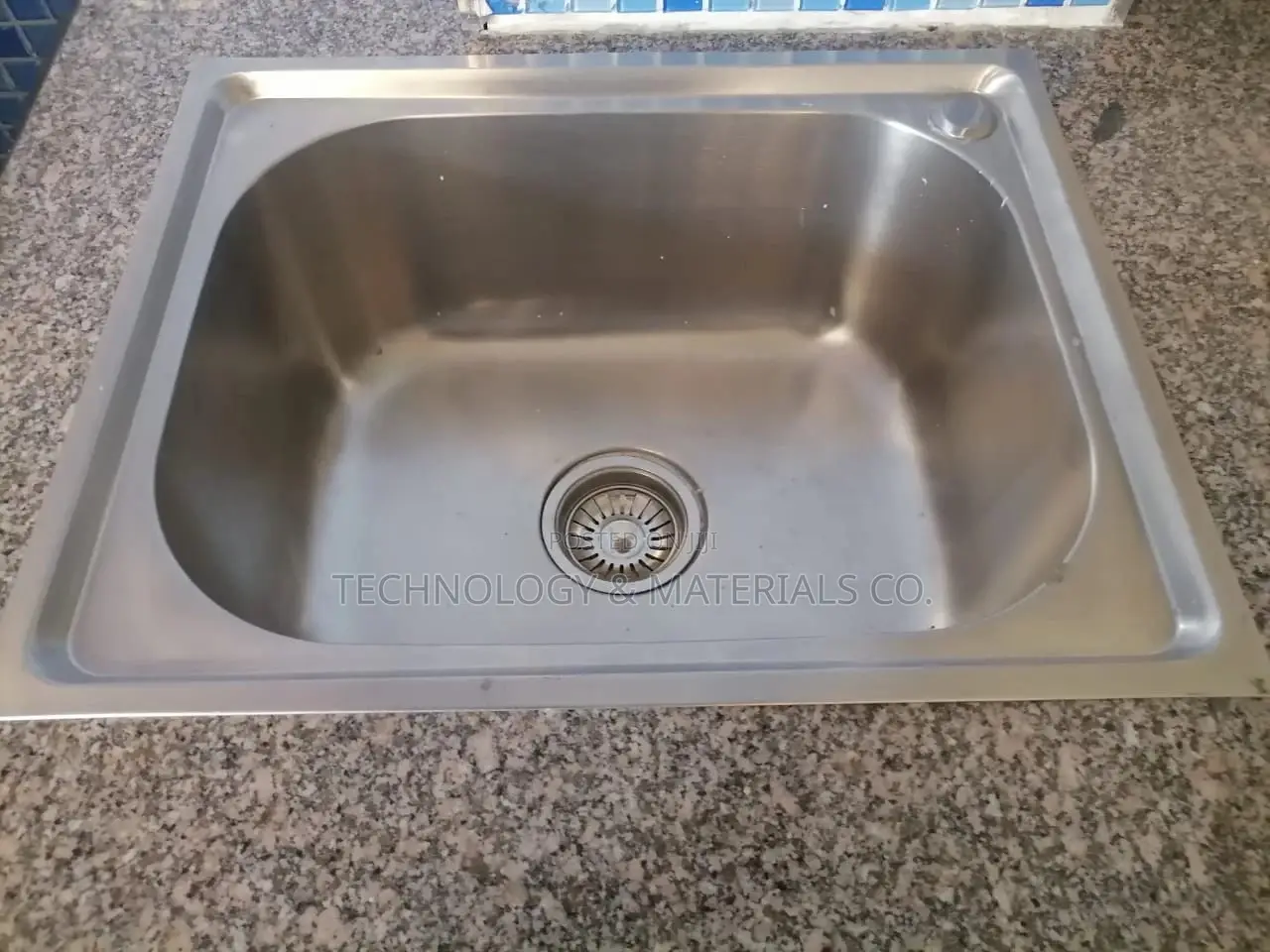 Kitchen Single-Bowl Stainless-Steel Sink