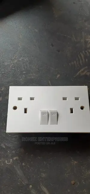 Twin Socket