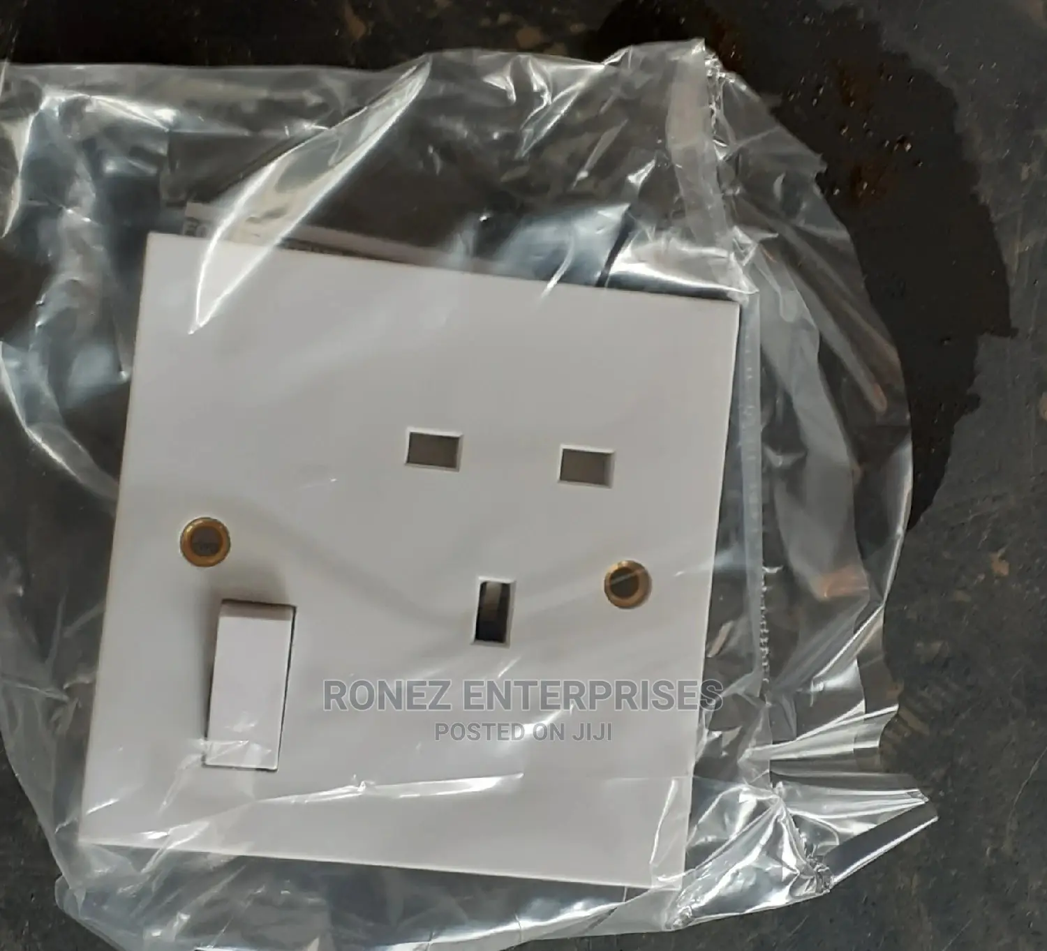 Single Socket