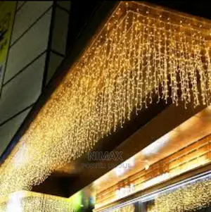 Christmas Large Warm White 3x3 Curtain Dropping LED Lights