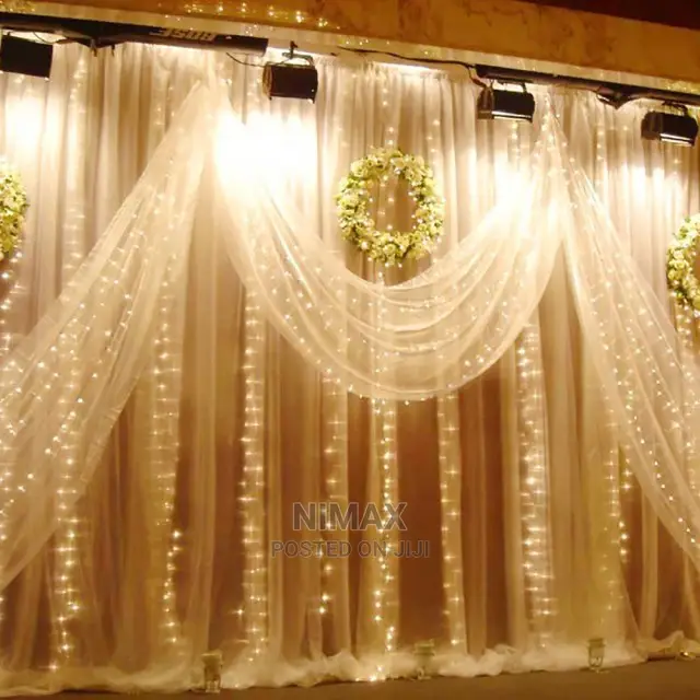 Christmas Large Warm White 3x3 Curtain Dropping LED Lights