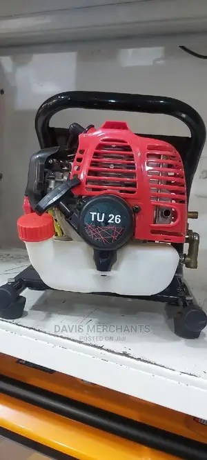Portable Farm and Animal Sprayer Petrol Propelled Machine