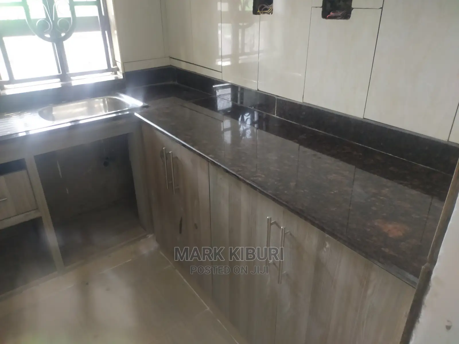 Tan.Brown.Granite