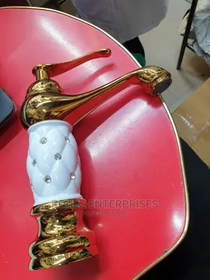 Golden Basin Mixer