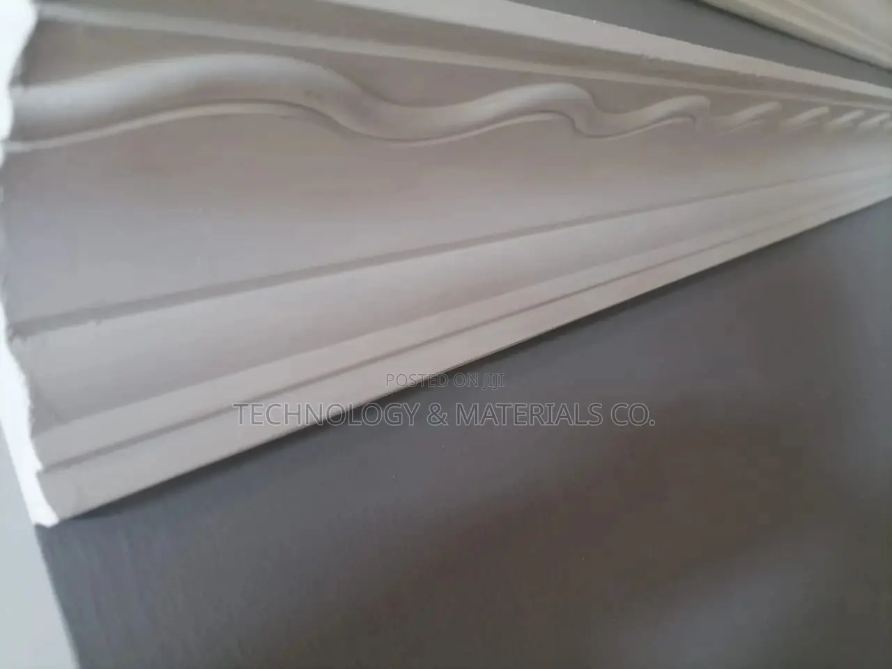 Gypsum Cornices 4"