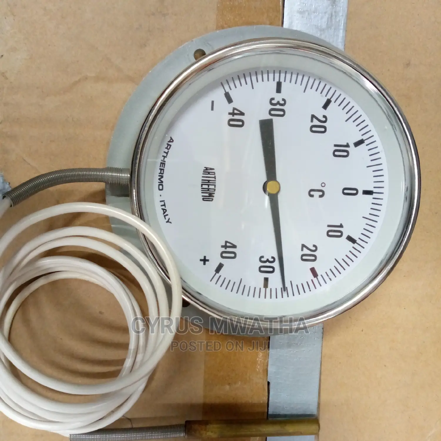 Flange Thermostat
