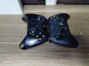 Xbox One Controllers/Pads
