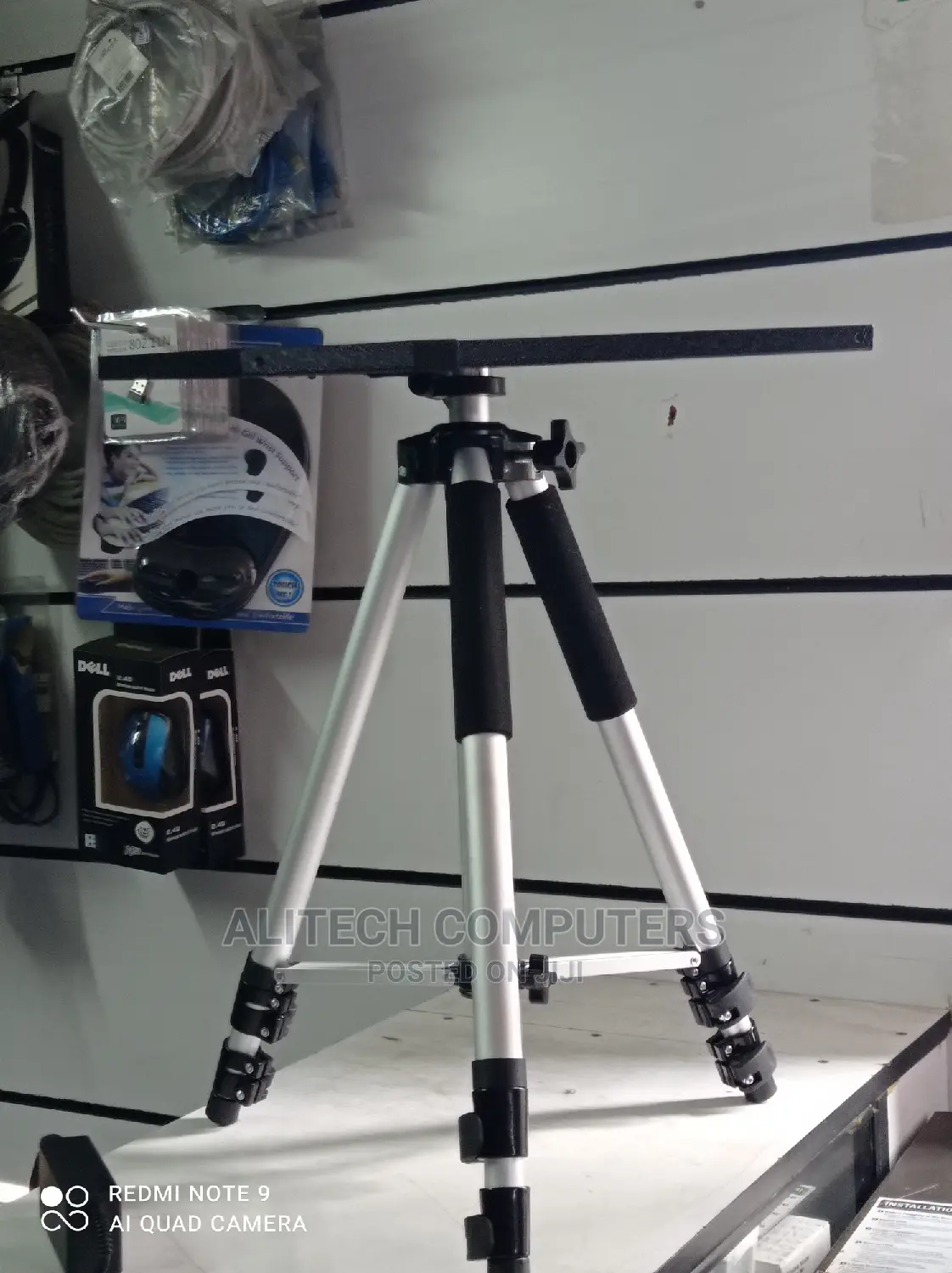 Projectors Stand