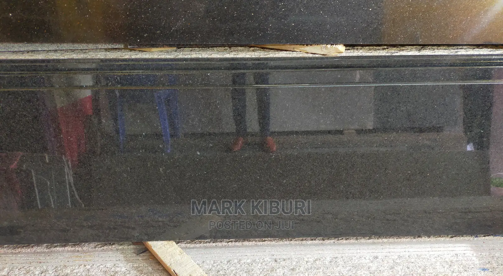 Fine. Black-Granite