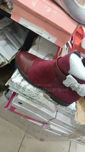 Ladies Classy Ankle Boots