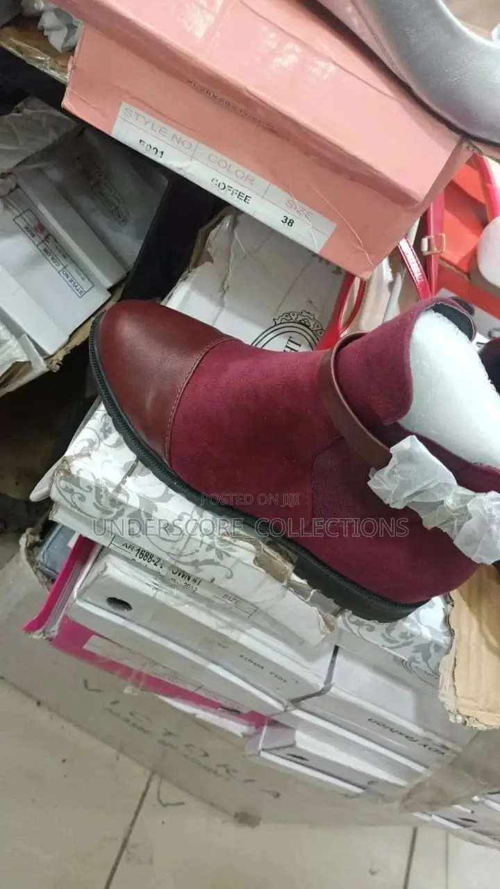 Ladies Classy Ankle Boots