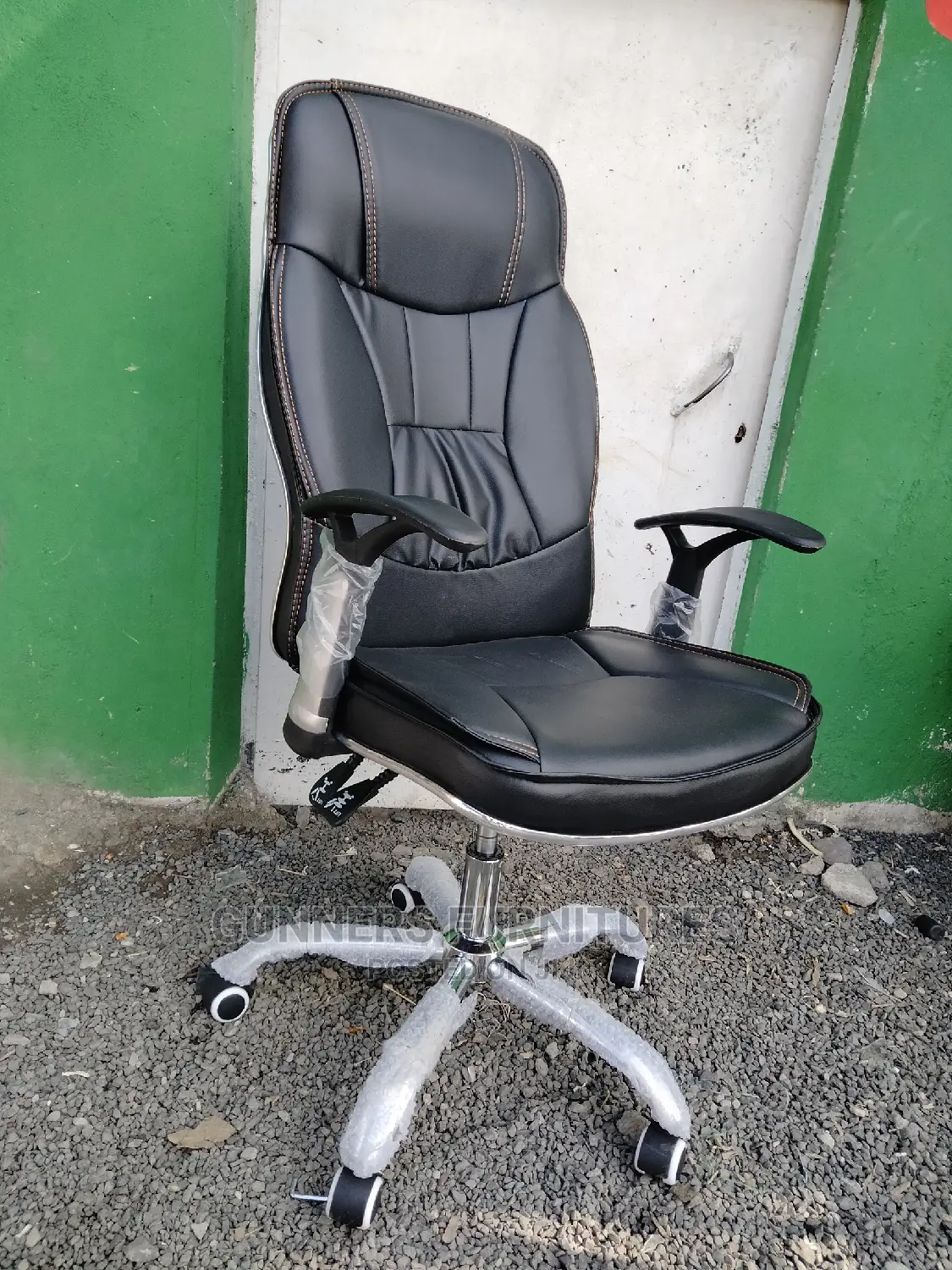 Executive Office Chairs.