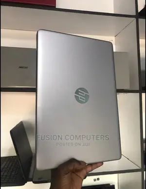 New Laptop HP 4GB Intel Core I5 1T