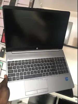 New Laptop HP 4GB Intel Core I5 1T