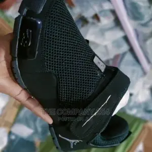 Jordan Lx2 Sneakers