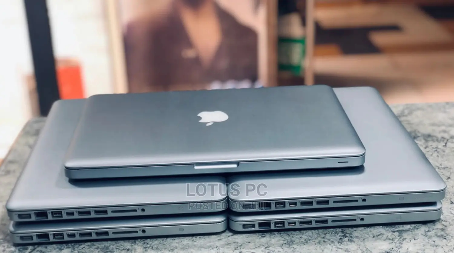 Laptop Apple MacBook Pro 4GB Intel Core I5 HDD 500GB