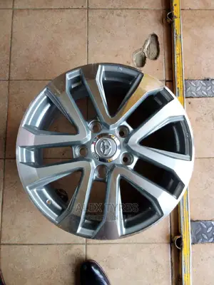 Size 20 Inch Toyota Landcruiser V8 Original Sport Rims Set
