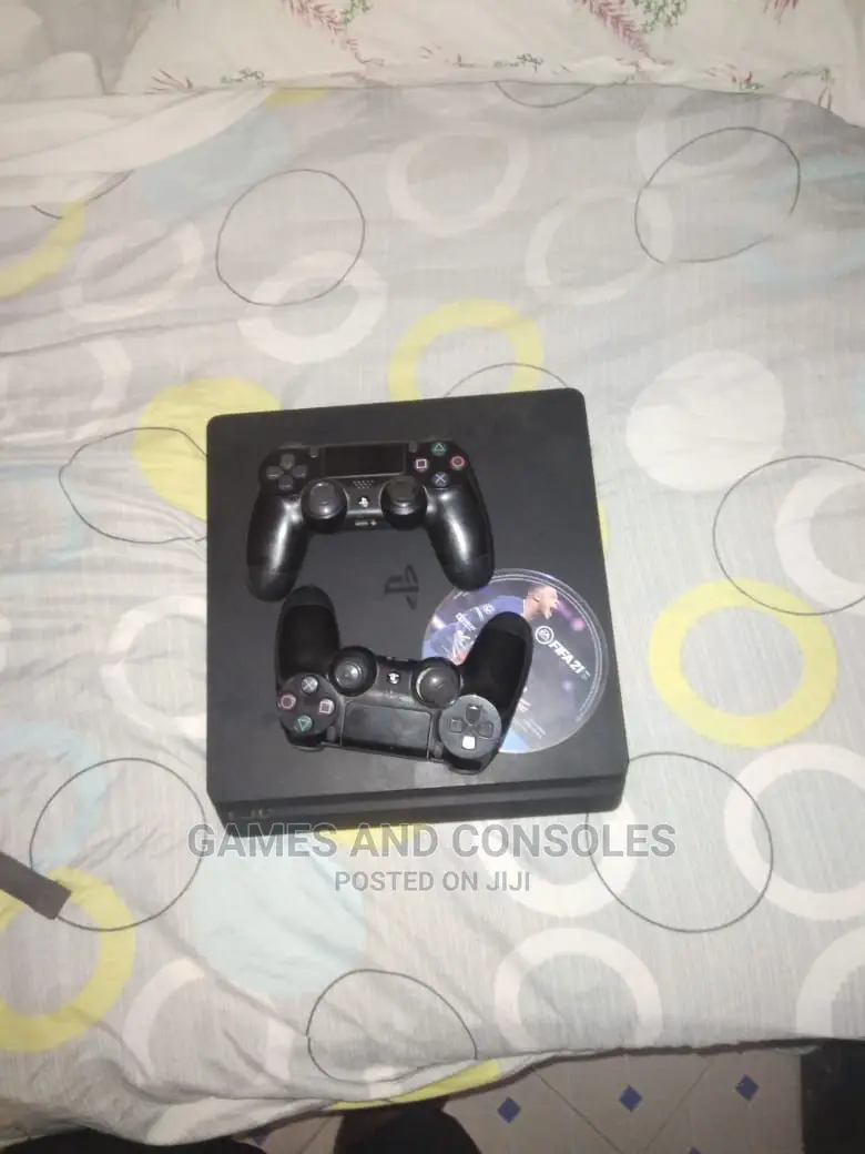 Ps4 Machine for Playing Games