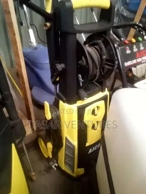 Medium Duty Pressure Washer