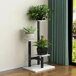 Pretty Flower Stand
