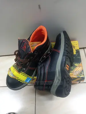 Working Boots With Breathable Leather