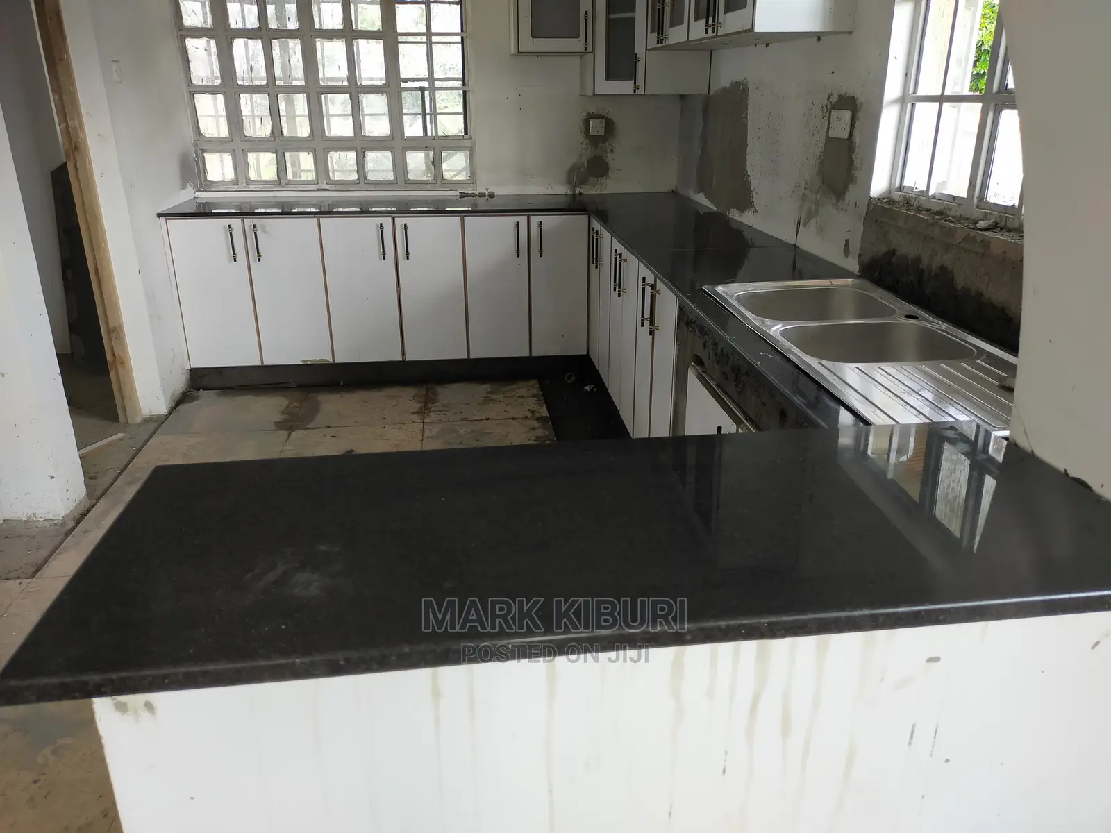 Black - Granite (8x2ft}