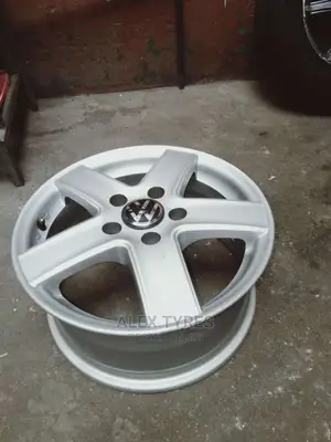 Size 16 Inch Volkswagen Original Sport Rims Set