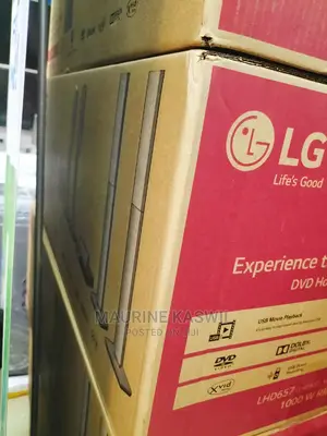 LG Homethreater 1000 Watts 4 Tall Boys