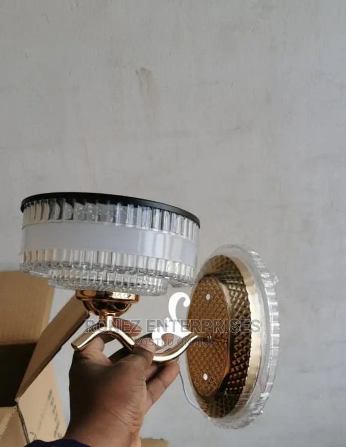 Classic Led Wall Blacket