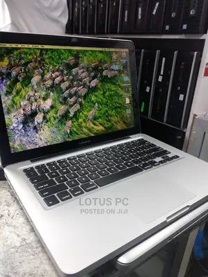 Laptop Apple MacBook 2012 4GB Intel Core I5 HDD 500GB