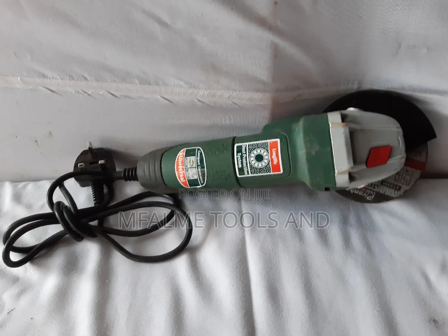 Angle Grinder -genuine Bosch 700W, 240V Small 115mm - EX -UK