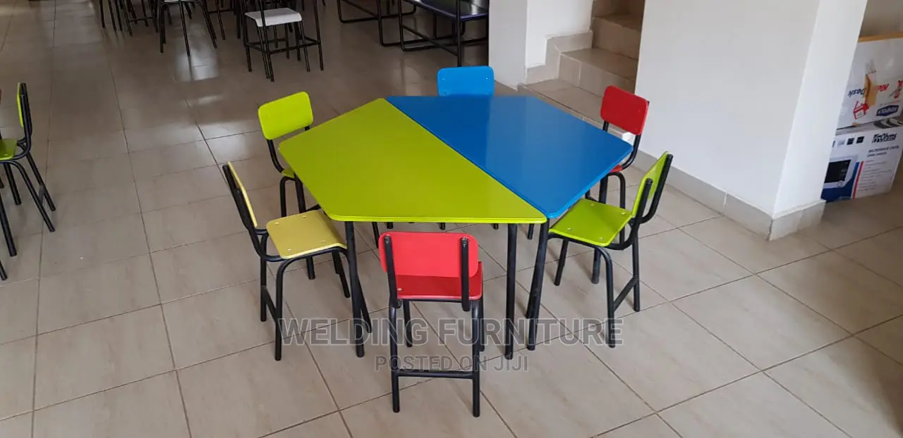 Trapezium Table Chair for School