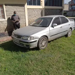 Nissan FB15 2000 Silver