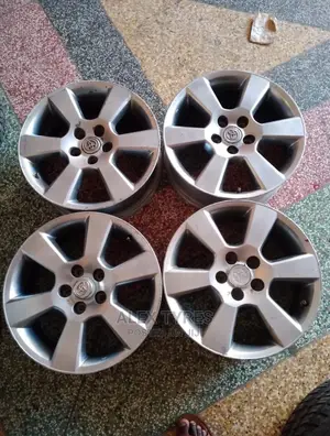 Size 17 Inch Toyota Harrie Original Sport Rims Set