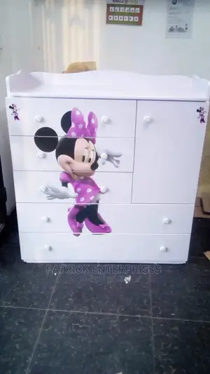 Chest of Drawers 4 by 4