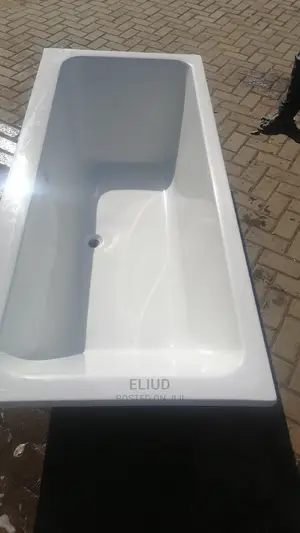 Milky White Fibre Tubs
