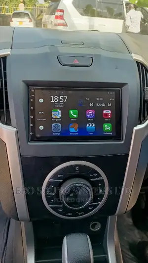 Isuzu D-max Android Radio Upgrade