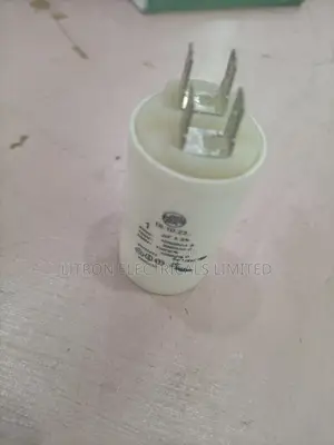 Capacitor 1uf