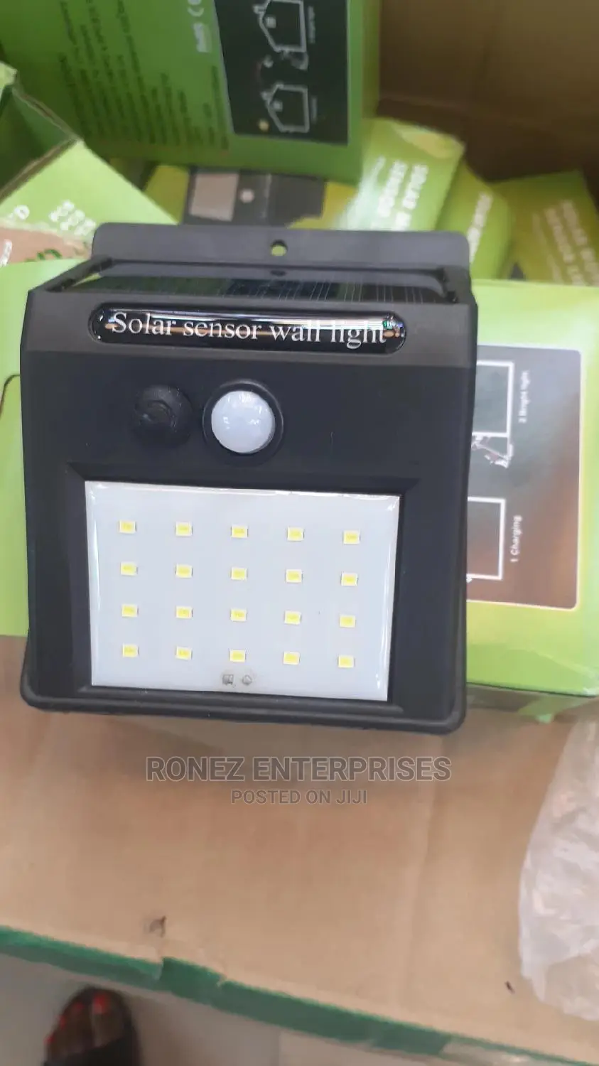 Single Wall Solar Light
