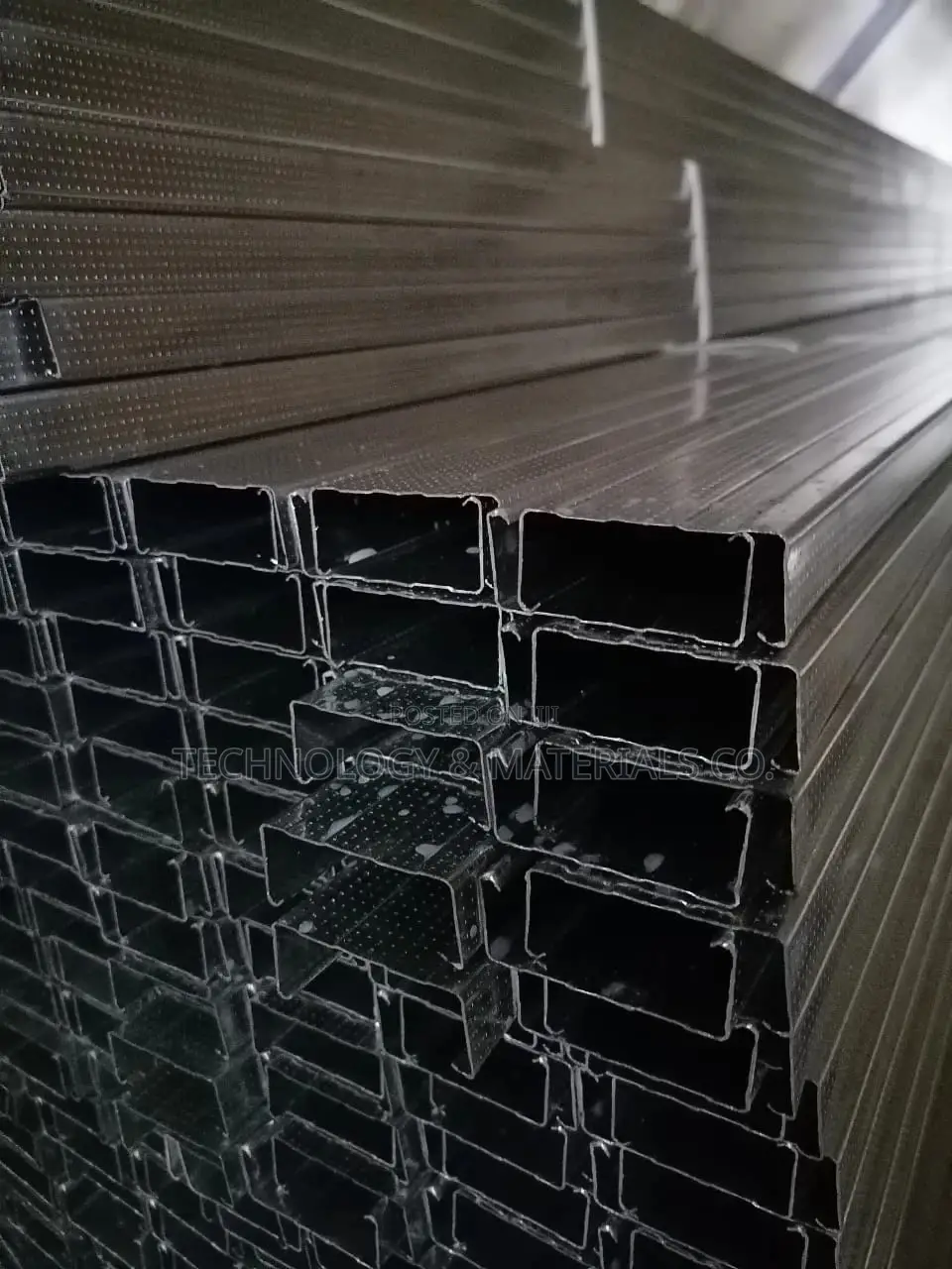 Gypsum Studs /Channels-50mm*2.4m