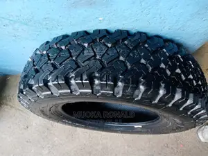 205R16C Dunlop Tyre Made in Japan
