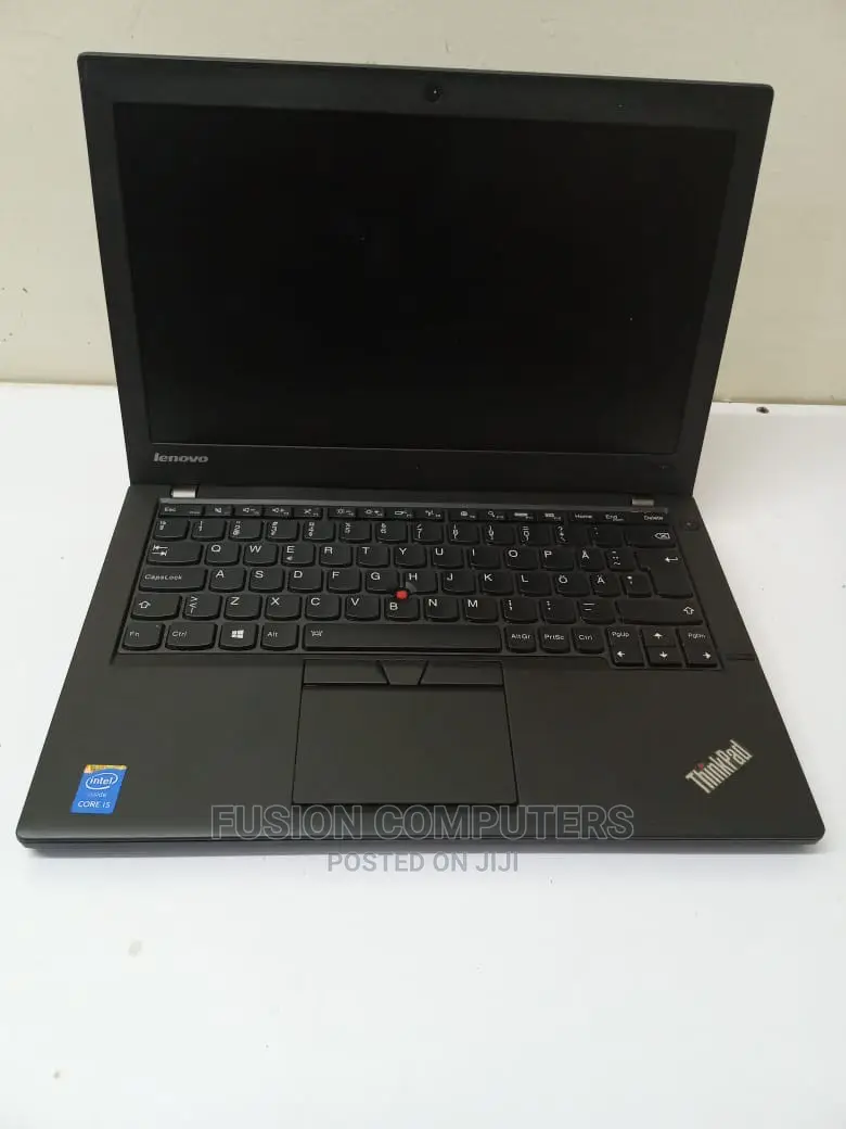 Laptop Lenovo ThinkPad X250 4GB Intel Core I5 500GB