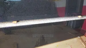 Black Granite.(Silver)