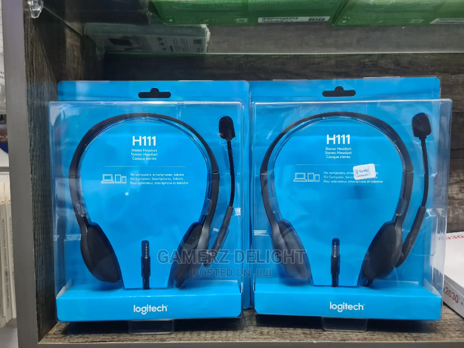 Logitech H111