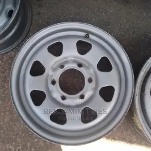 Original Rim Size 16 Inch Tubeles for Nissan Hardbody.
