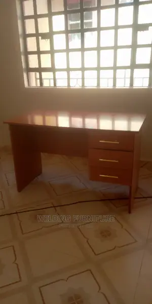 0ffice Desk