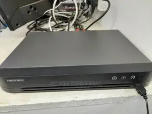 DVR Hikvision 8channel