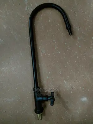 Laboratory Water Taps and Water Sinks