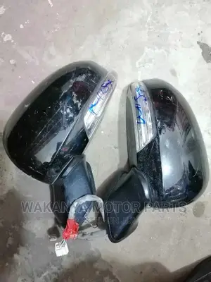 Toyota Prius 2010/2012 Side Mirrors With Indicator, Ex Japan